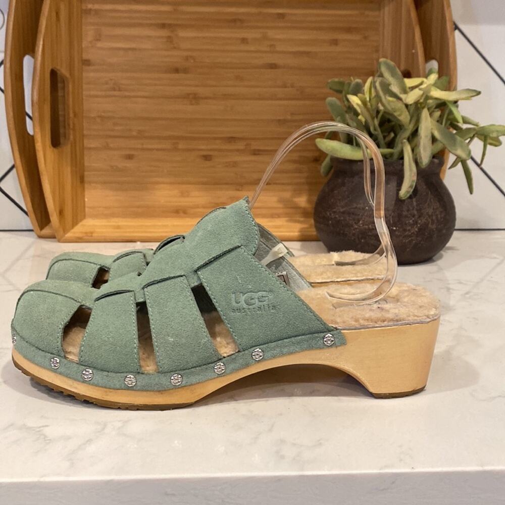 UGG Australia ORE Clog Sage green suede shearling cozy mule sz 10
